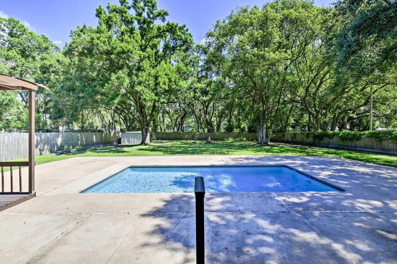 Tampa Oasis With Pool About 7 Mi To Busch Gardens! Villa Kültér fotó